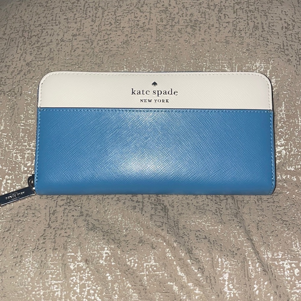 Kate spade staci blue and white continental wallet